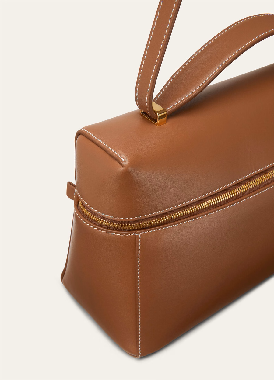 L27 Mole Extra Bag in Smooth Calfskin/Sun Gold