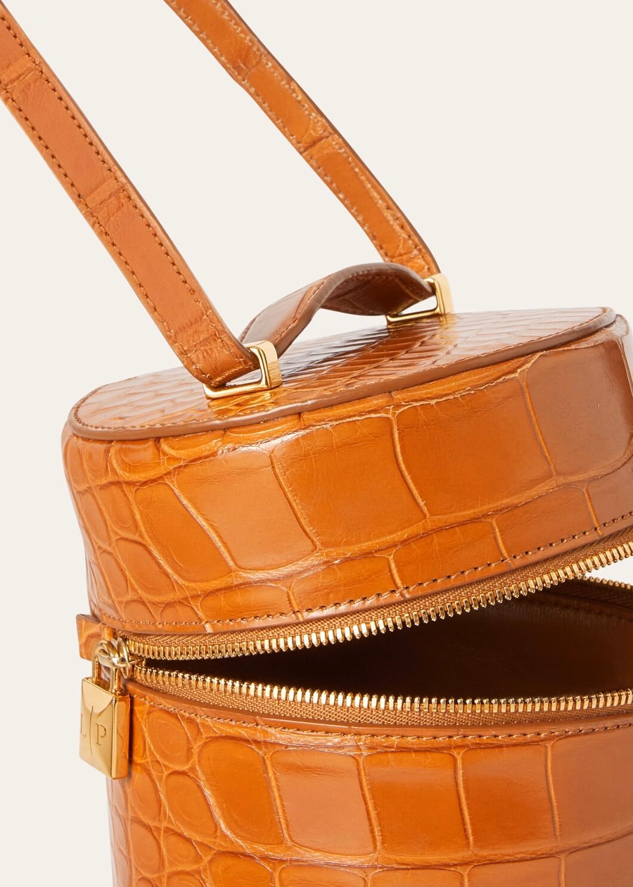 Additional case in medium tobacco-crushed alligator leather