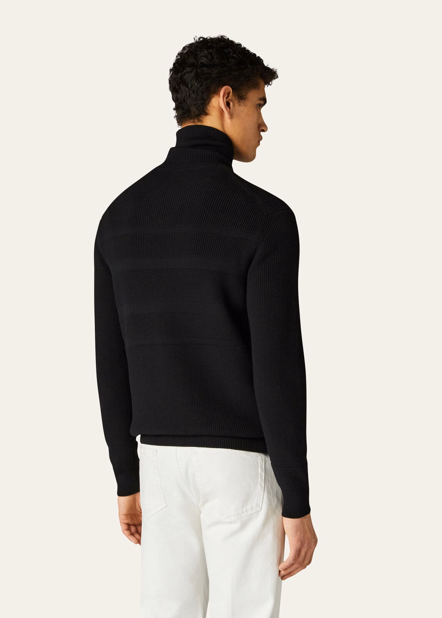Heron Turtleneck The Gift of Kings® Black