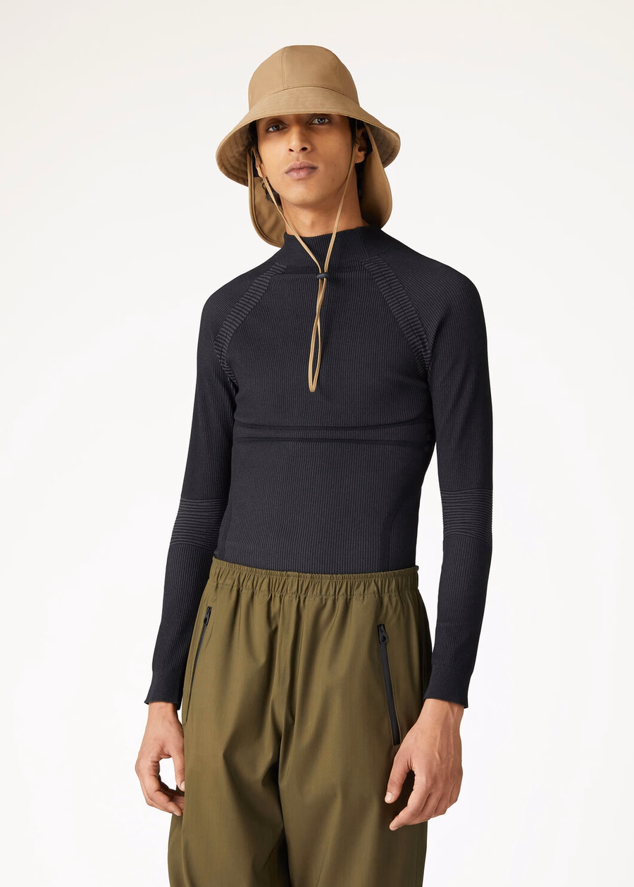 Lagorai Turtleneck Silk Black Sand