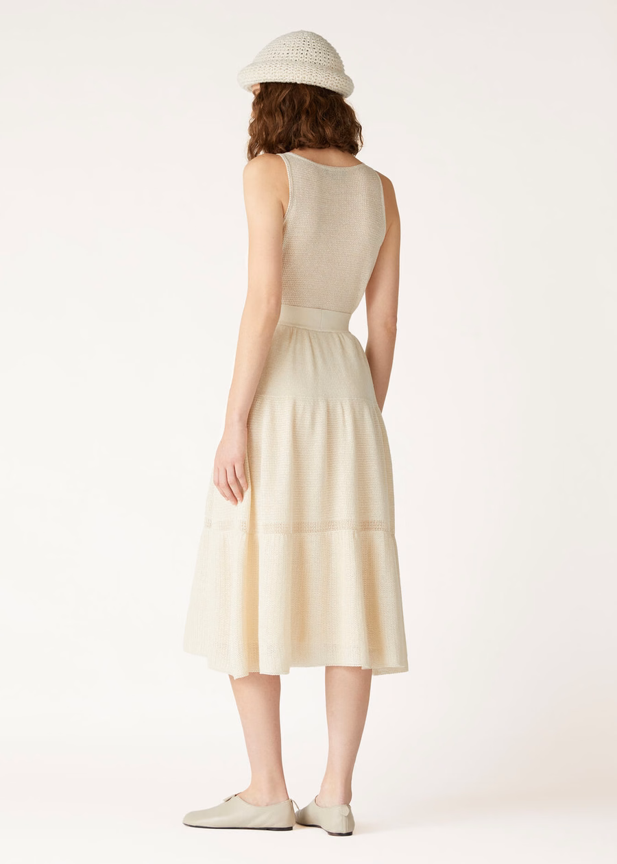 Marine linen porcelain veil