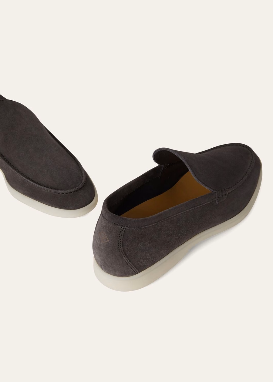 Summer Walk Loafer Suede Caviar