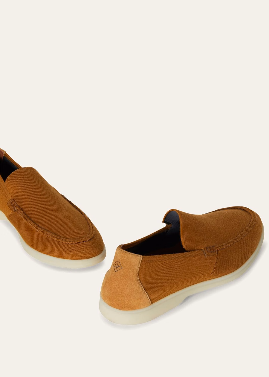 Summer Knitted Walk Wish® Wool New Ochre