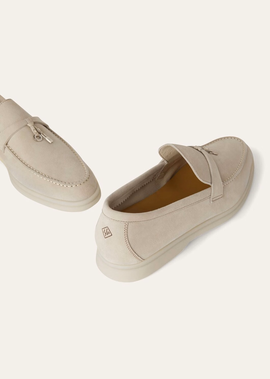Summer Charms Walk Loafer Suede Powder Pearl