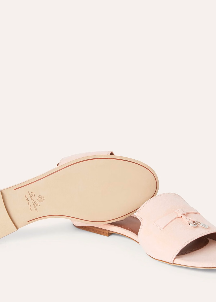 Summer Charms Pink Shell Goatskin Sandals