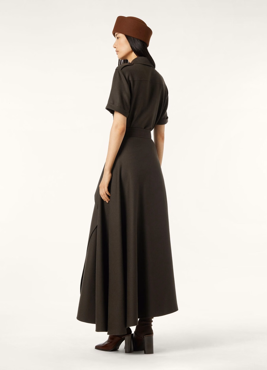Violet Royal Lightness Pin Black Skirt